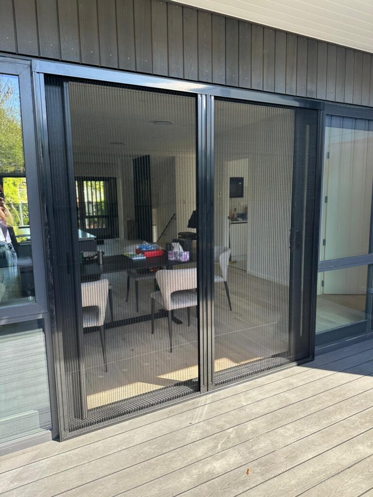 Window Dresser Pleated Single